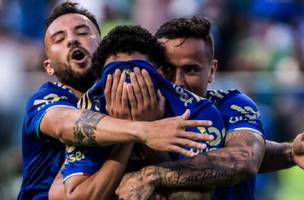 Jogadores do Cruzeiro comemoram gol (Foto: Gustavo Aleixo/Cruzeiro)