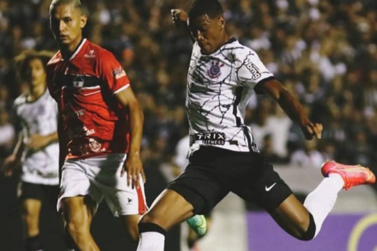 River Atlético Clube foi derrotado pelo Corinthians