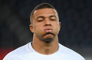 Mbappé e PSG vivem desgaste: grupo que controla clube está cansado de insatisfeito atacante (Foto: AFP)