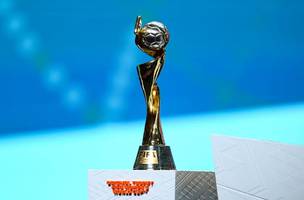 Taça da Copa do Mundo Feminina (Foto: Reprodução / FIFA)