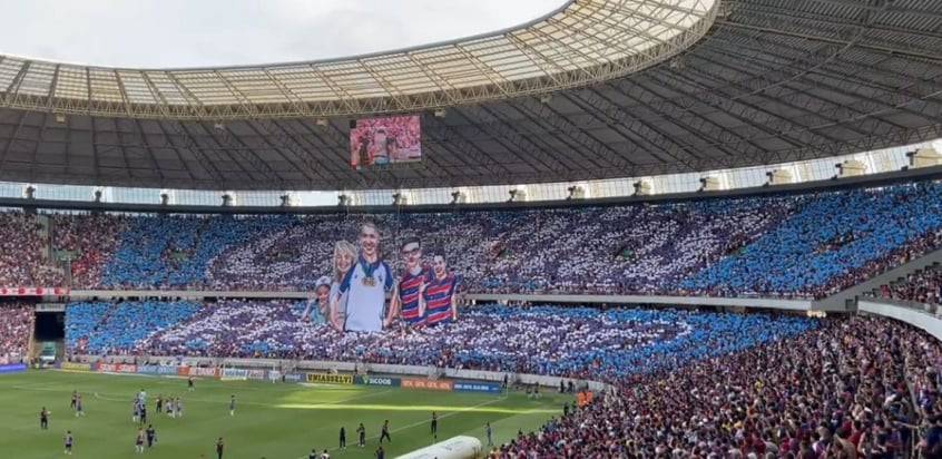 Pablo Vojvoda foi homenageado pela torcida do Fortaleza na Arena Castelão