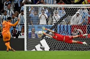 Argentina conquistou classificação para a semifinal da Copa do Mundo (Foto: MANAN VATSYAYANA / AFP)