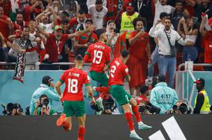 Marrocos comemora seu gol contra Portugal nas quartas de final da Copa do Mundo do Catar (Foto: RODOLFO BUHRER/FOTOARENA/ESTADÃO CONTEÚDO)
