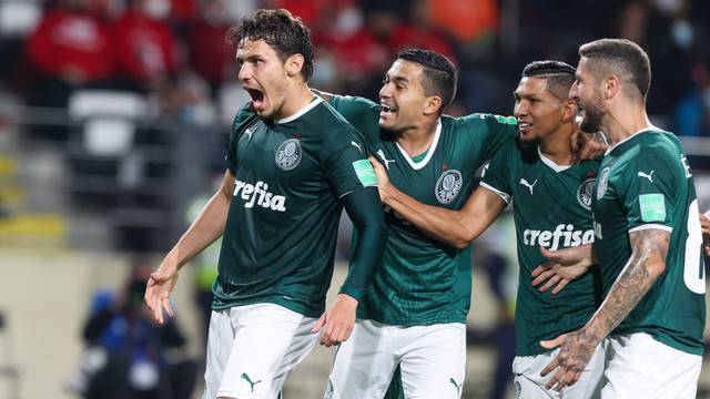 Gol de Raphael Veiga em Palmeiras x Al Ahly