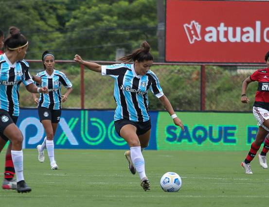 Grêmio supera Flamengo e vai à final da Supercopa do Brasil Feminino