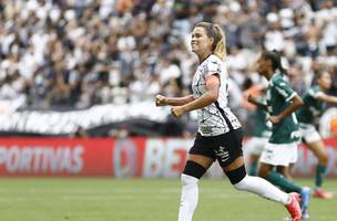 Tamires comemora o gol do Corinthians contra o Palmeiras (Foto: Rodrigo Gazzanel/Agência Corinthians)