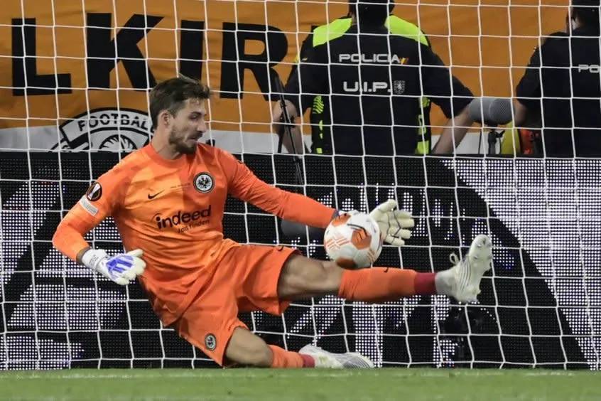 Goleiro do Eintracht Frankfurt