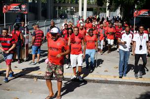 Pessoas em situação de rua vão ao Maracanã pela primeira vez. (Foto: Gilvan de Souza/Flamengo)