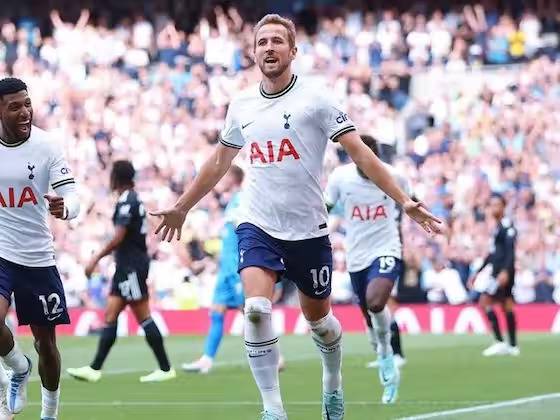 Tottenham vence Fulham