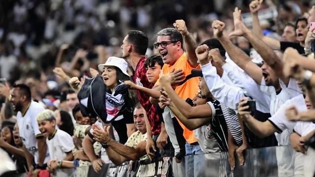 Corinthians toma susto cedo, mas vira o jogo e vence o Guarani pelo  Paulistão - Lance!