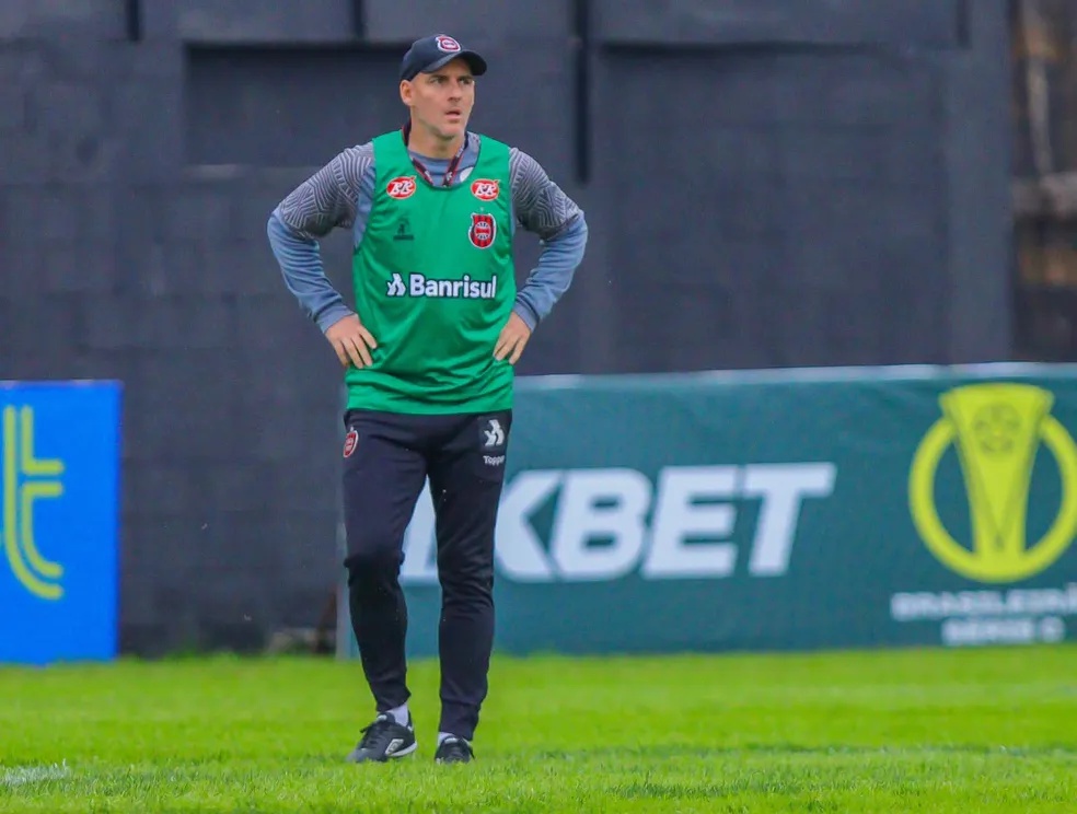 Antônio Freitas é o novo técnico do São José-MA — Foto: Divulgação