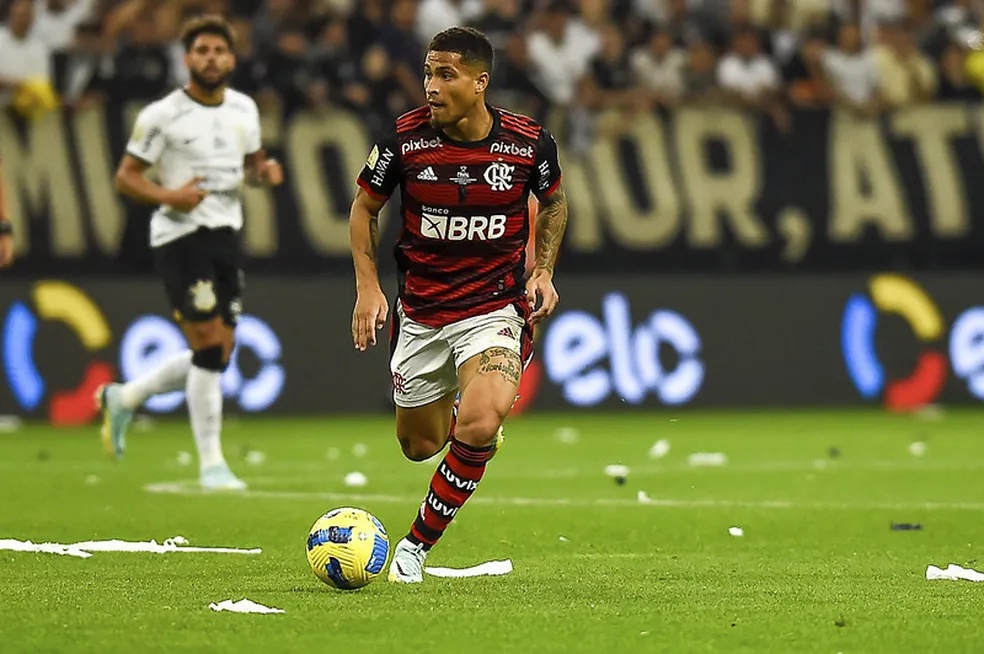 Flamengo vende João Gomes para o Wolverhampton
