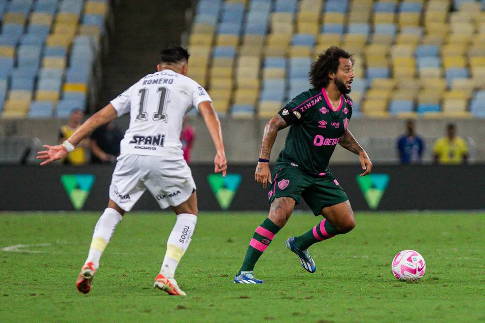 Fluminense gera, na mesma medida, apreensão e otimismo em empate com Corinthians