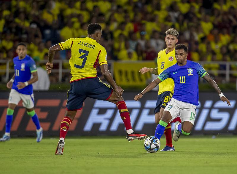 Colômbia 2 x 1 Brasil - Luis Díaz marca dois em virada histórica