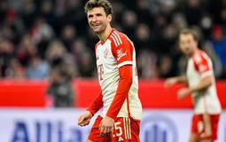 Thomas Müller renova contrato com o Bayern até junho de 2025
