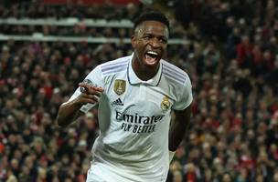 Coadjuvante de Benzema? O protagonista do Real Madrid hoje é Vinicius Junior (Foto: GE)