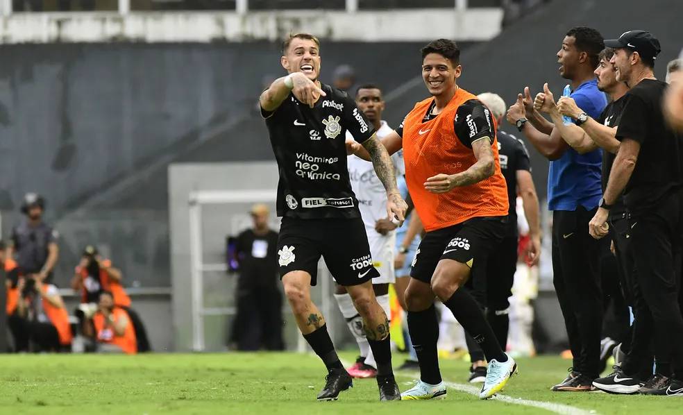 Corinthians e São Paulo empataram em 1 a 1 - Futebol em Foco