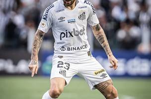 Lucas Lima simplifica o jogo e dá esperança ao Santos (Foto: GE SP)
