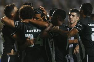 Botafogo é letal e usa bem a bola parada como arma; veja o que deu certo e errado (Foto: GE RIO)