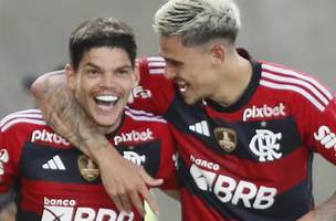 Flamengo oscila contra Vasco, e Vítor Pereira ganha tempo para corrigir problemas (Foto: GE RIO)