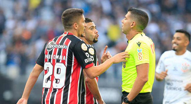 Corinthians e São Paulo empataram em 1 a 1 - Futebol em Foco