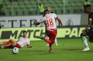 Estrela de Mano brilha, e Inter aumenta confiança para decidir a vida na Libertadores (Foto: GE)