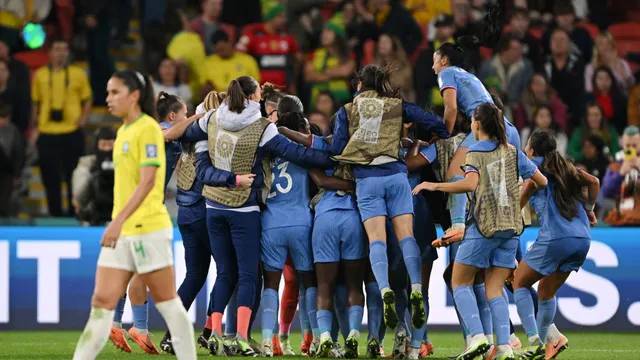Com falha de marcação, Brasil perde da França na Copa do Mundo Feminina