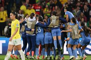 Com falha de marcação, Brasil perde da França na Copa do Mundo Feminina (Foto: GE)