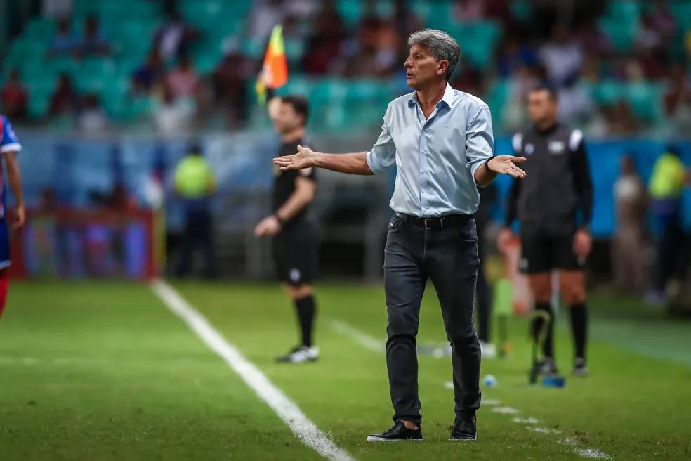 Renato vê bom resultado do Grêmio e explica ausência de Suárez: "Não tinha condições"