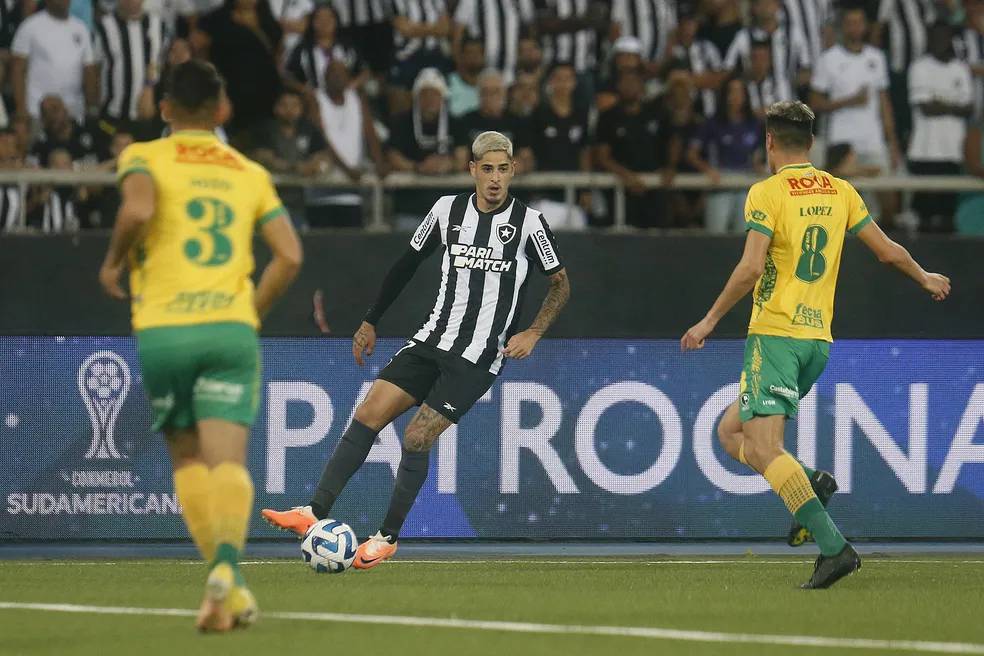 Botafogo desperdiça chance contra o Defensa na Copa Sul-Americana