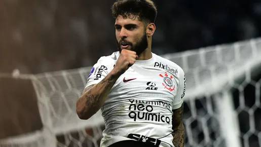 Corinthians se mantém em crescimento e prega que há vida sem Róger Guedes
