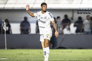 Benfica prepara proposta para tentar tirar Marcos Leonardo do Santos (Foto: TNT)