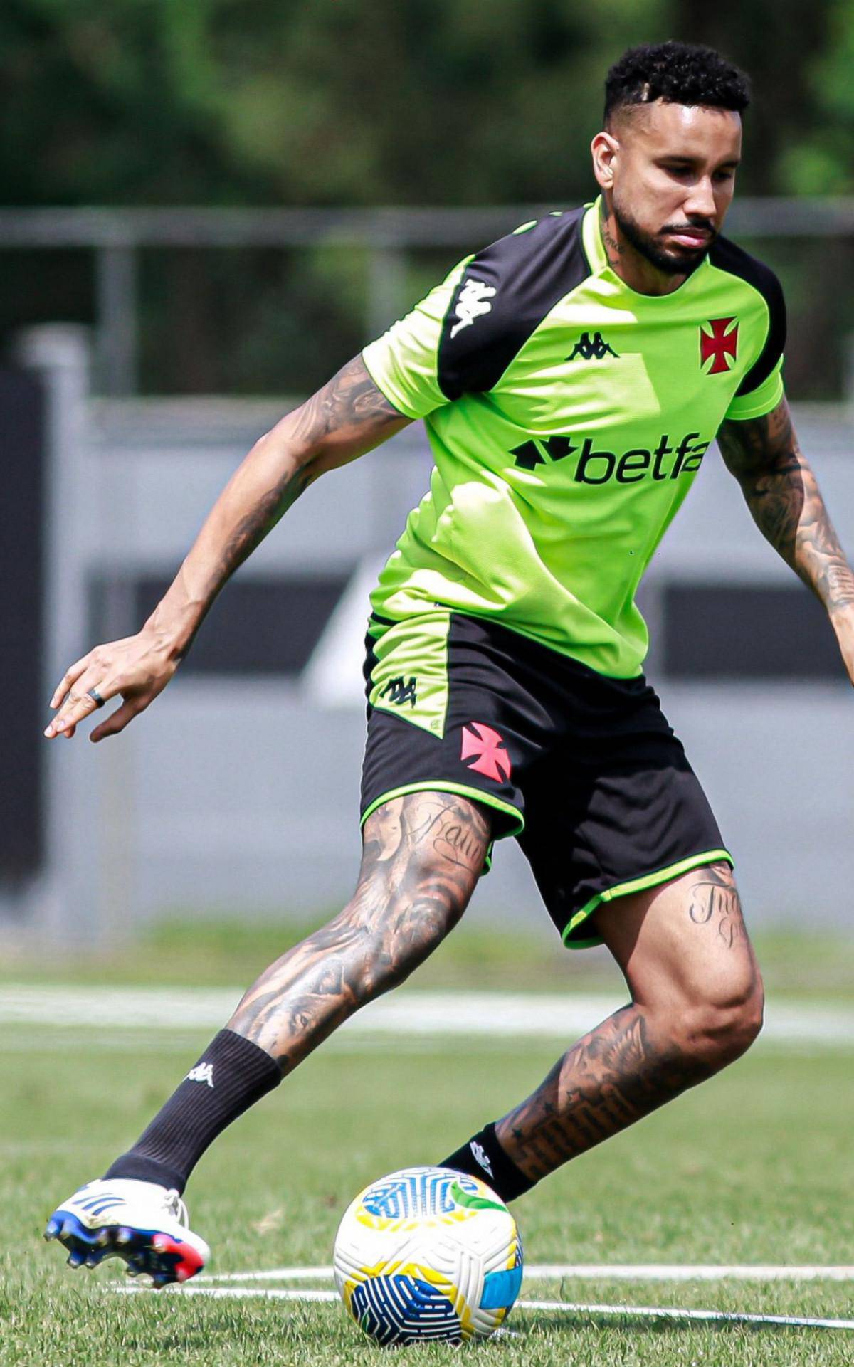 Jair em treino do Vasco