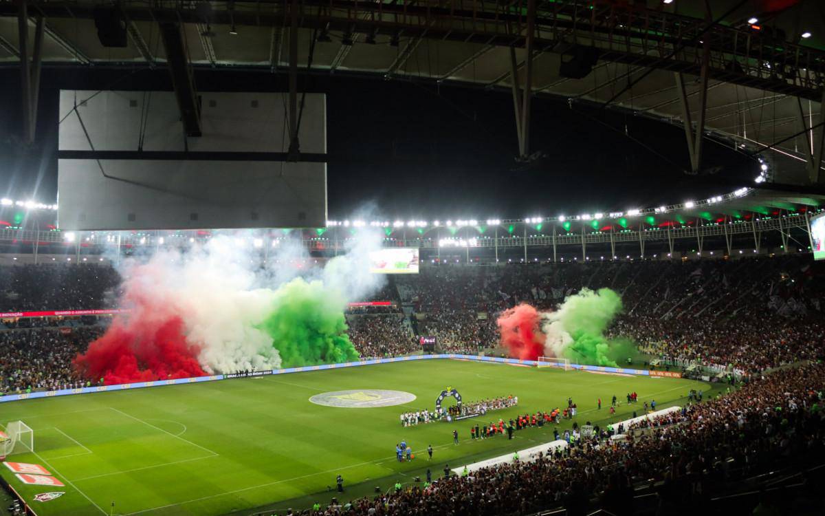 Torcida do Fluminense sera determinante para o Fluminense na luta contra o rebaixamento