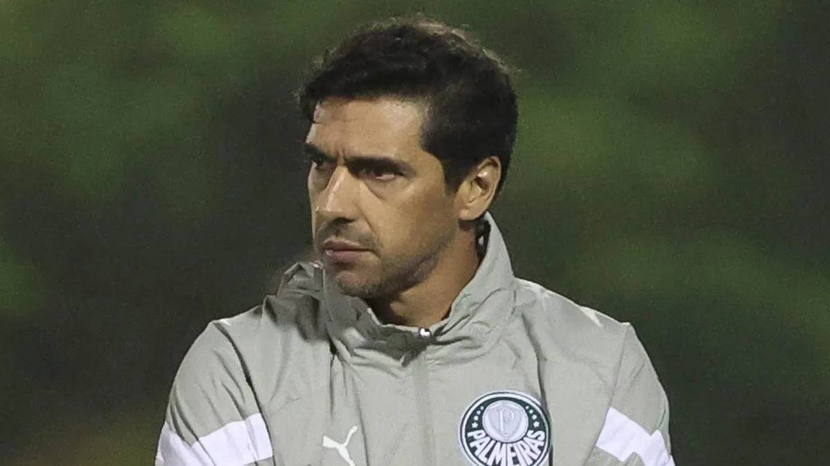 Al Sadd aciona a Fifa contra Abel Ferreira alegando descumprimento de pré-contrato