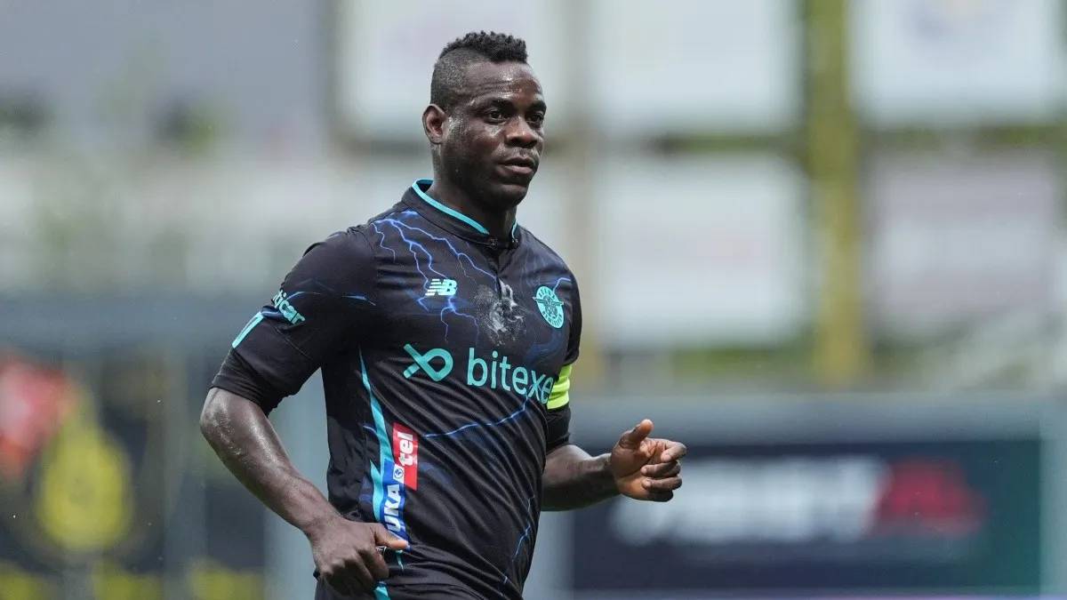 Balotelli cava vaga para jogar no Boca Juniors: 'Meu sonho é jogar na Bombonera'