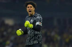 Guillermo Ochoa é oferecido ao Corinthians (Foto: TNT)