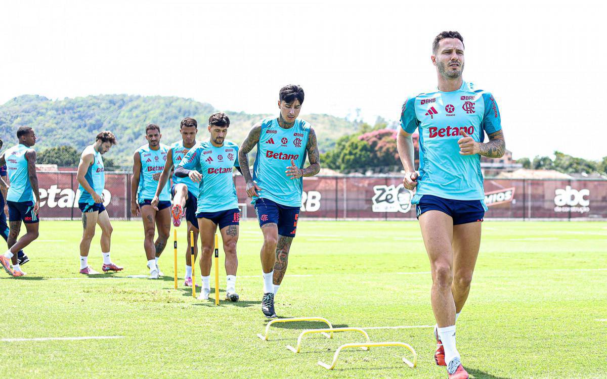 Jogadores do Flamengo em treino
