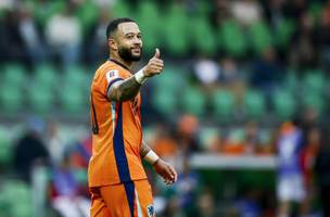 Memphis Depay, do Corinthians, volta a ser chamado para representar a selecao holandesa nas Eliminatorias da Copa do Mundo de 2026 (Foto: EFE/EPA/ANP KOEN VAN WEEL)