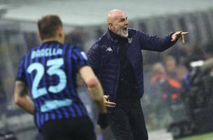 Pioli e o terceiro tecnico a cair no futebol italiano nesta temporada, depois das saidas de Igor Tudor da Juventus e de Patrick Vieira do Genoa (Foto: EFE/EPA/GIUSEPPE COTTINI)