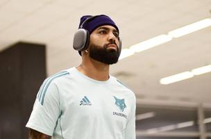 Gabigol nao tem o futuro definido na ultima semana do ano (Foto: Marcos Ribolli)