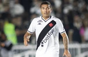 Mateus Carvalho ficara um bom tempo afastado dos gramados (Foto: Matheus Lima/Vasco)