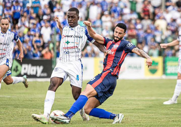 As equipes duelam pela partida de ida da grande final do Estadual