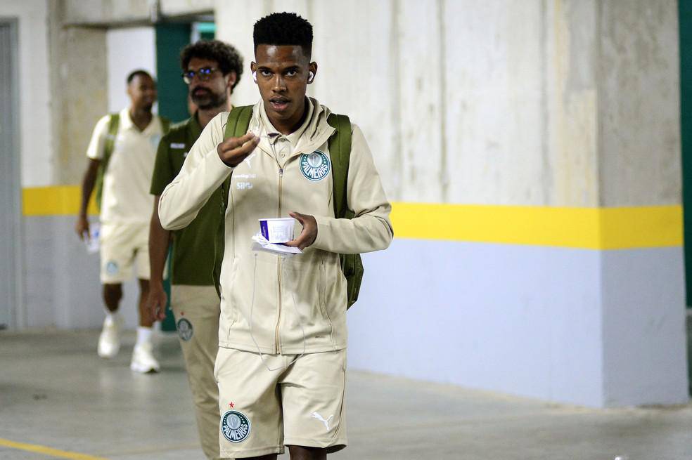 Estevao antes de Palmeiras x Sao Paulo