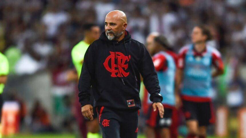 Fluminense tenta contratacao de tecnico Jorge Sampaoli, ex-Flamengo.