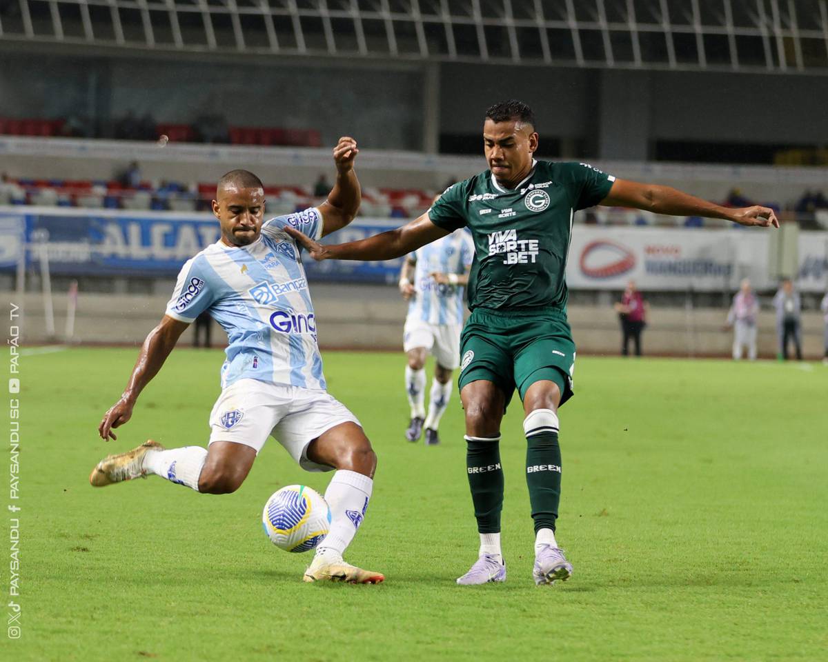 Em noite chuvosa no Mangueirao, Paysandu e Goias criam chances, mas goleiros brilham e decisao da Copa Verde fica para o jogo da volta.
