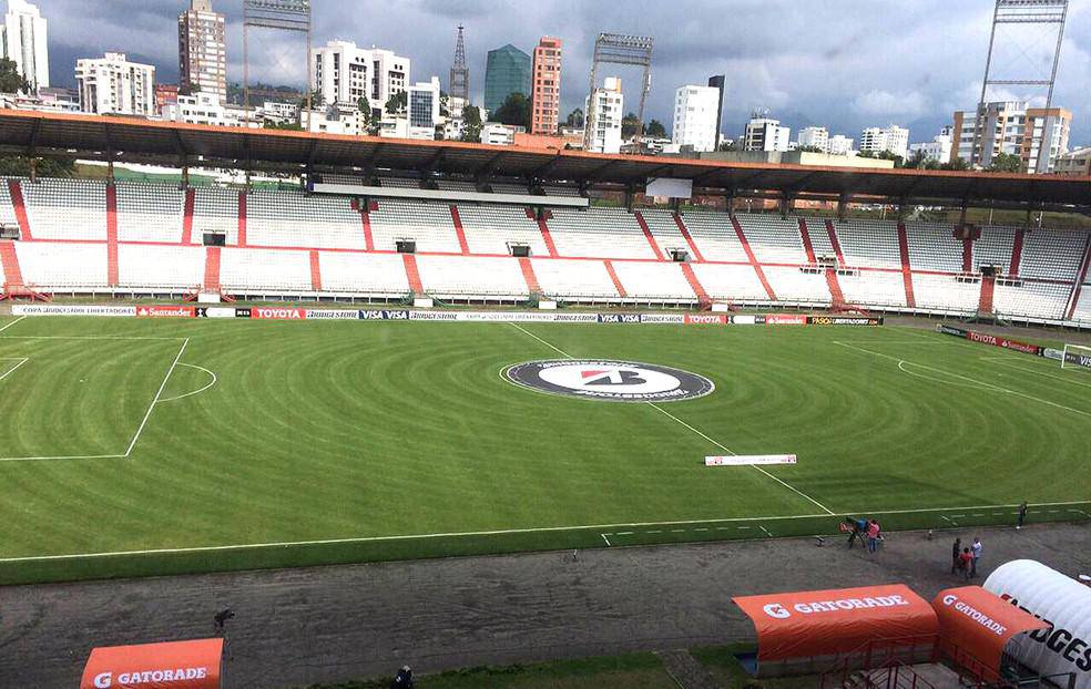 Estadio Palogrande Manizales - Corinthians