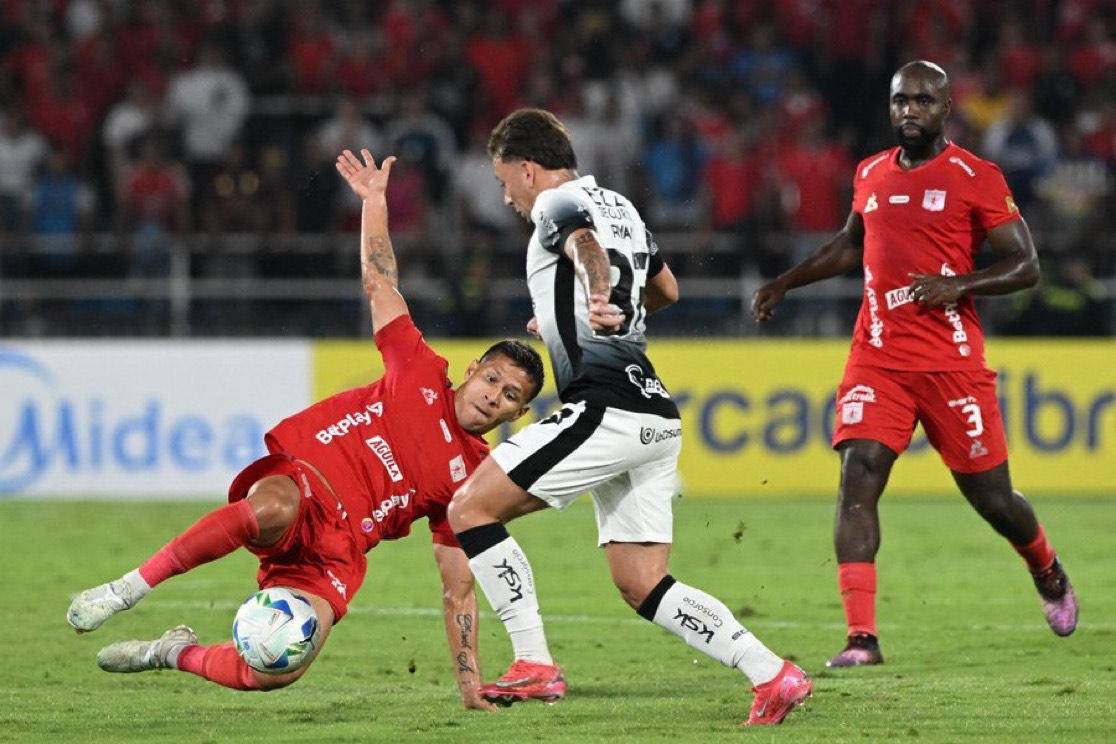 Fora de casa, Timao soma primeiro ponto no torneio continental