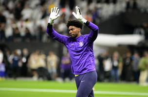 Heroi do titulo do Paulistao, Hugo Souza pode ficar fora por um mes (Foto: Marcos Ribolli)