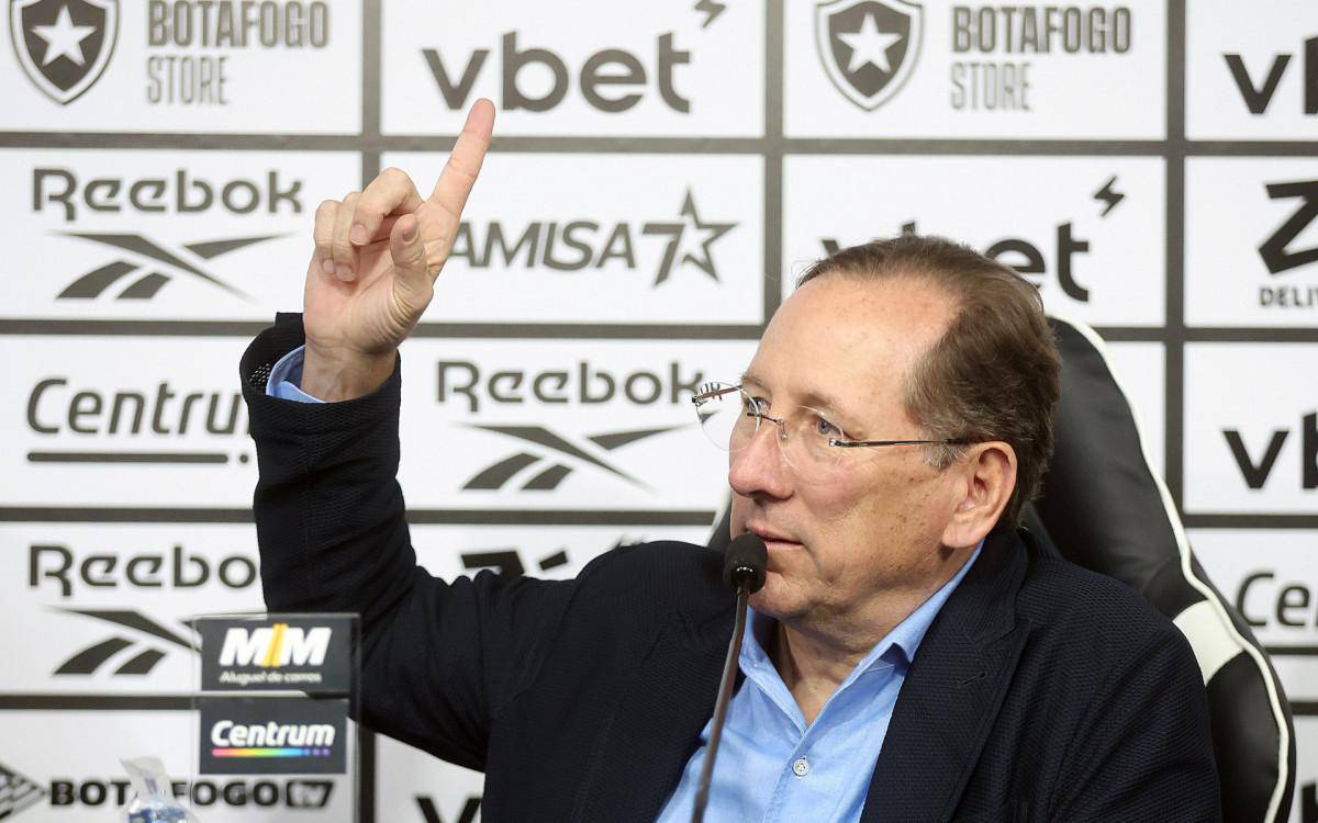 John Textor provocou o PSG, segundo adversario do Botafogo no Mundial de Clubes